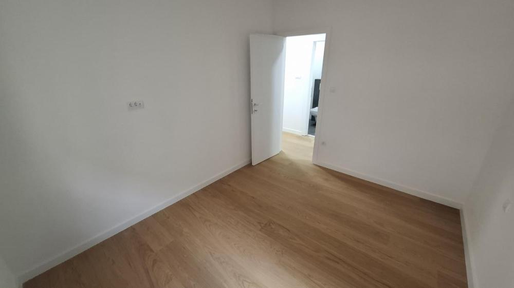 Slika 8 - Trosoban stan na prodaju, 60m2, 160.000€