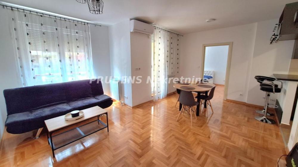 Glavna slika -Generala Štefanika, Dvosoban stan za izdavanje, 49m2, 500€