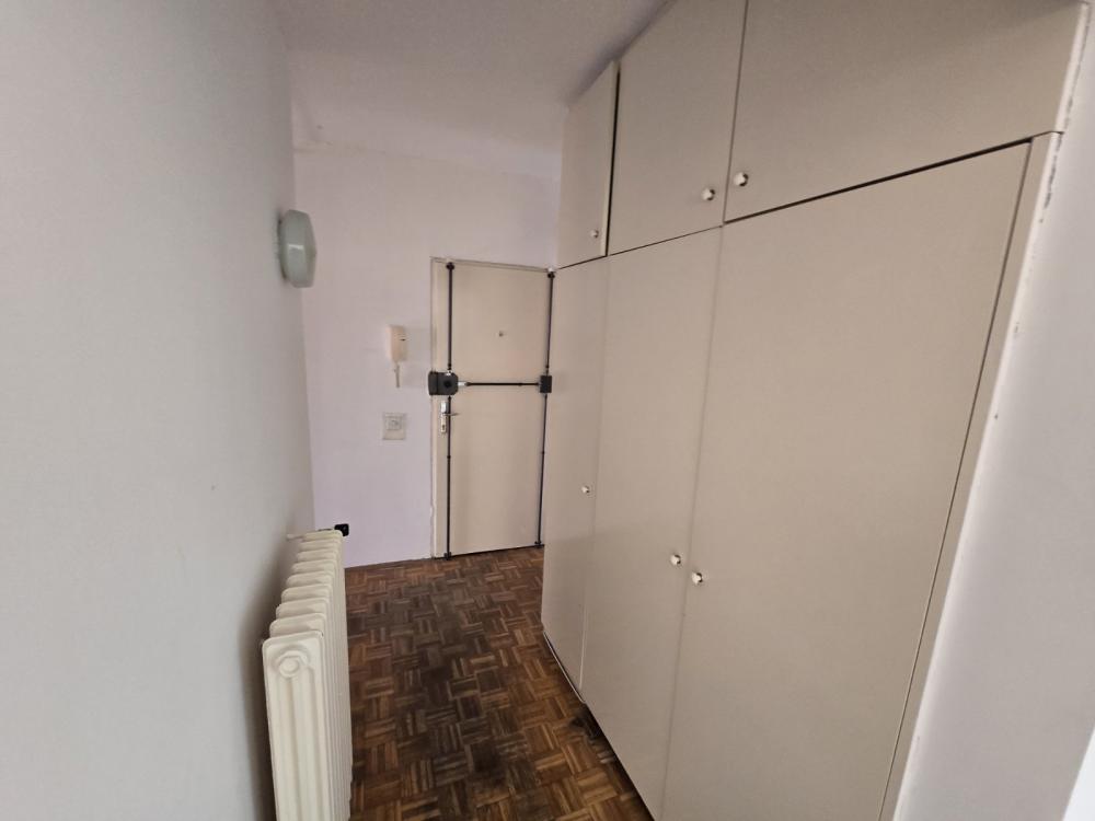 Slika 5 - Gandijeva, Dvosoban stan za izdavanje, 60m2, 450€