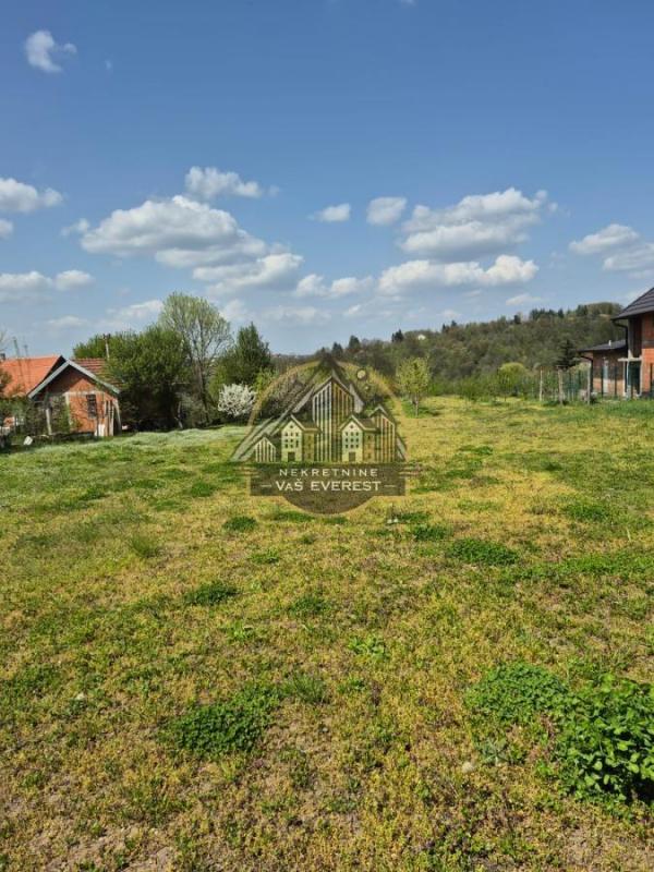 Slika 2 -  Plac na prodaju, Voždovac, Ripanj, 61.000€