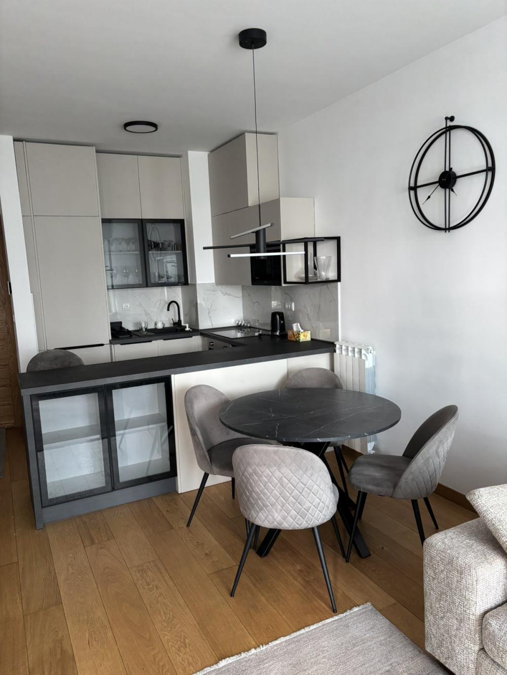 Slika 4 - Tadije Sondermajera, Trosoban stan za izdavanje, 70m2, 1.500€