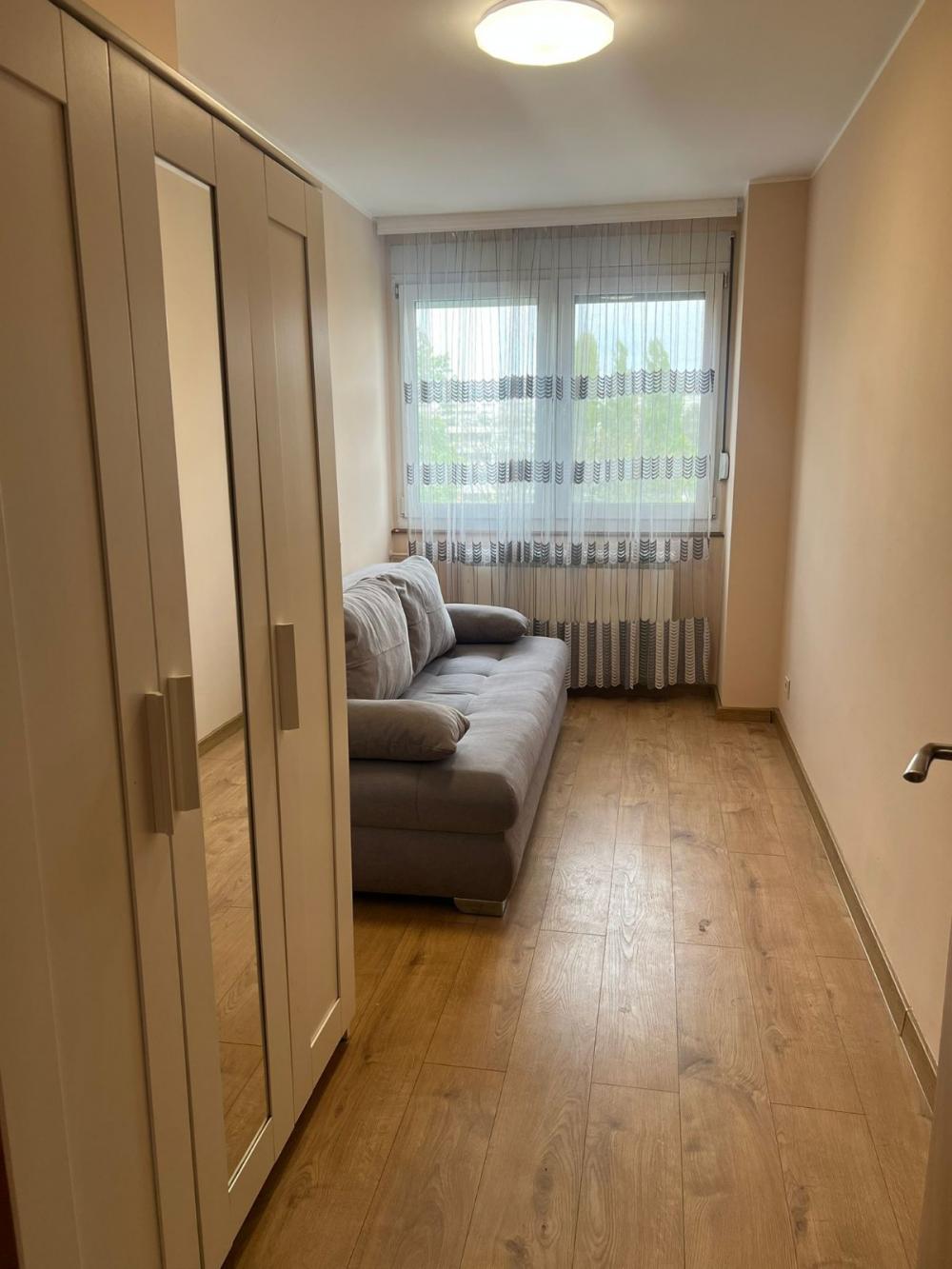 Slika 7 - Bulevar Arsenija Čarnojevića, Četvorosoban stan za izdavanje, 75m2, 1.400€