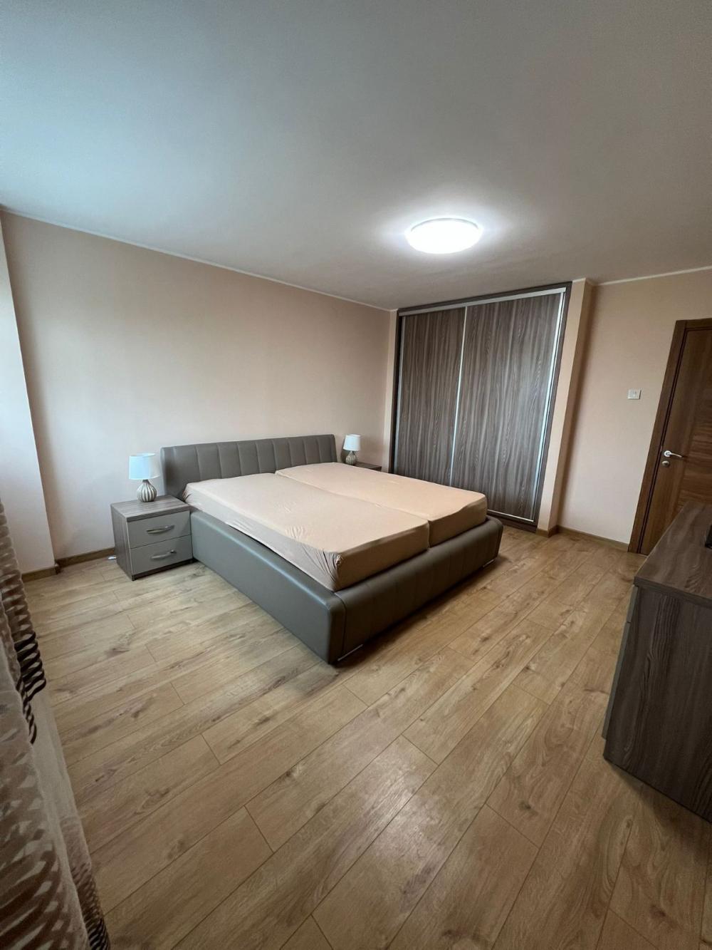 Slika 5 - Bulevar Arsenija Čarnojevića, Četvorosoban stan za izdavanje, 75m2, 1.400€