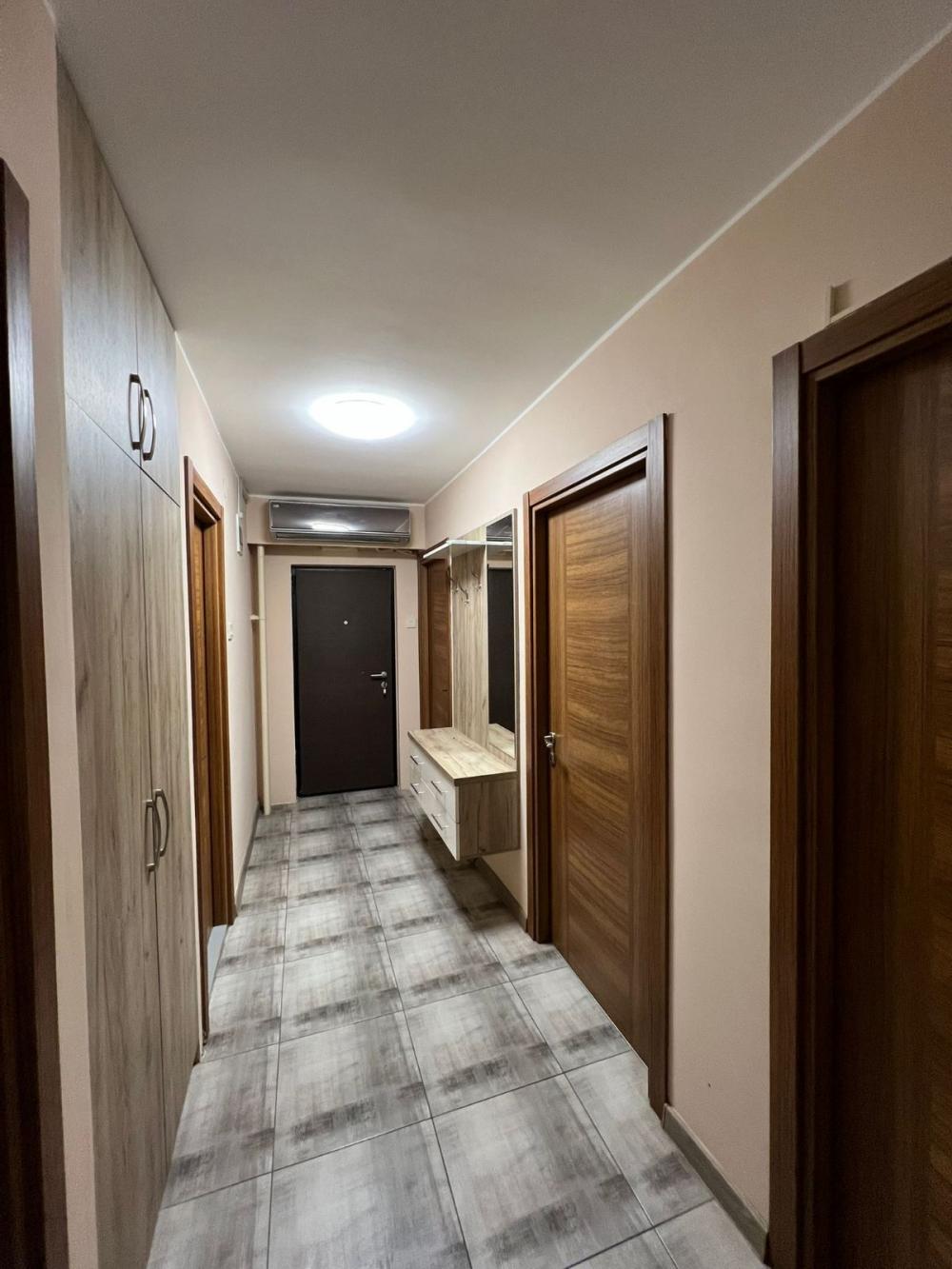 Slika 11 - Bulevar Arsenija Čarnojevića, Četvorosoban stan za izdavanje, 75m2, 1.400€