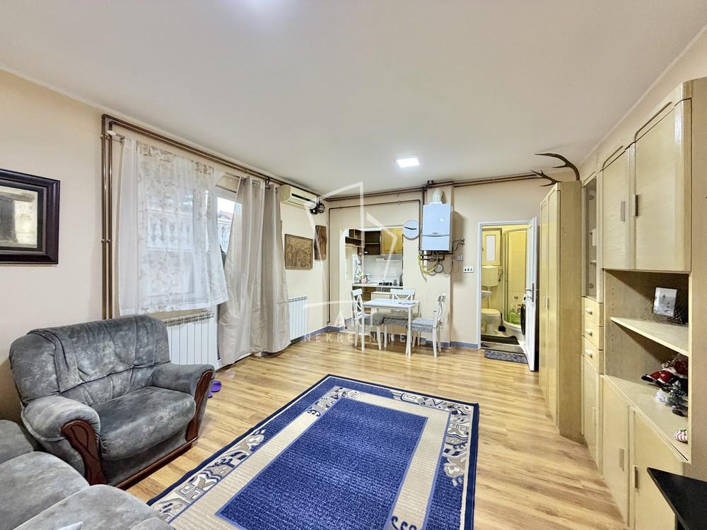 Slika 3 - Veselina Čajkanovića, Dvosoban stan za izdavanje, 44m2, 400€