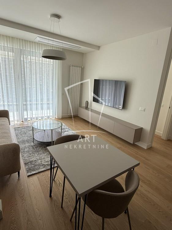 Slika 1 - Omladinskih brigada, Dvosoban stan za izdavanje, 53m2, 950€