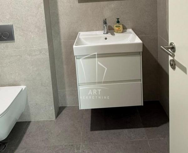 Slika 5 - Omladinskih brigada, Dvosoban stan za izdavanje, 53m2, 950€