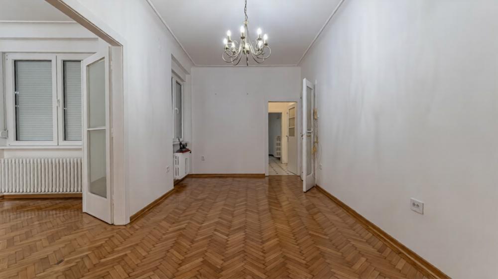 Slika 5 - Trg Nikole Pašića,  Lokal za izdavanje, 136m2, 2.000€