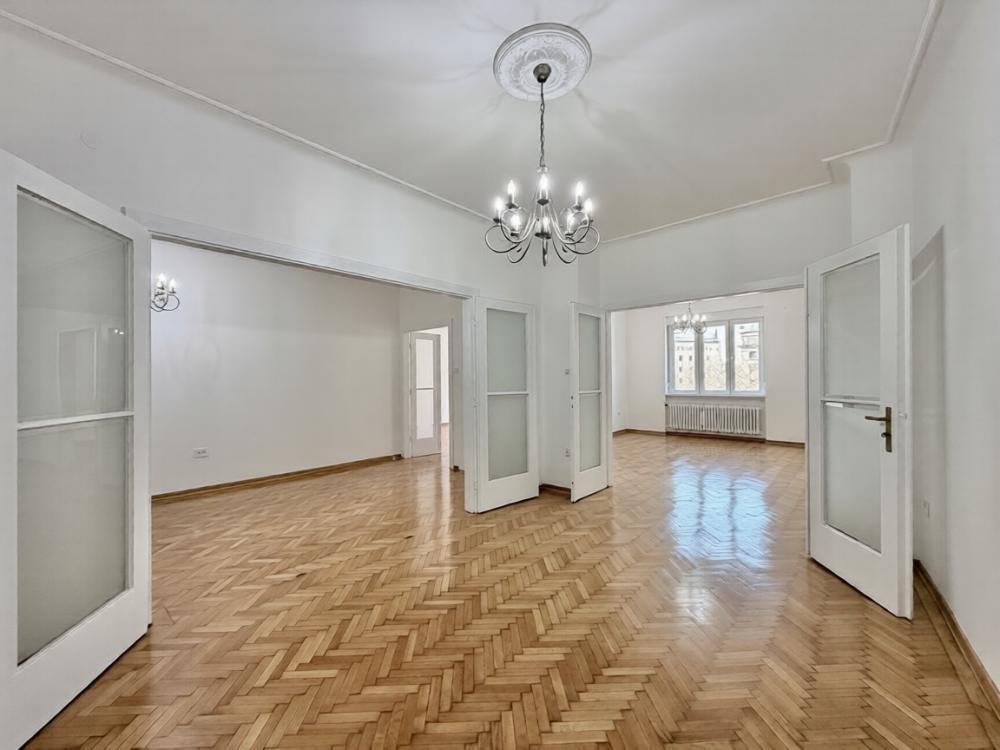 Glavna slika -Trg Nikole Pašića,  Lokal za izdavanje, 136m2, 2.000€