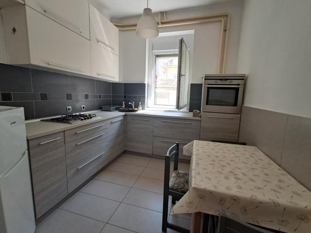 Glavna slika -Dvosoban stan za izdavanje, 62m2, 350€