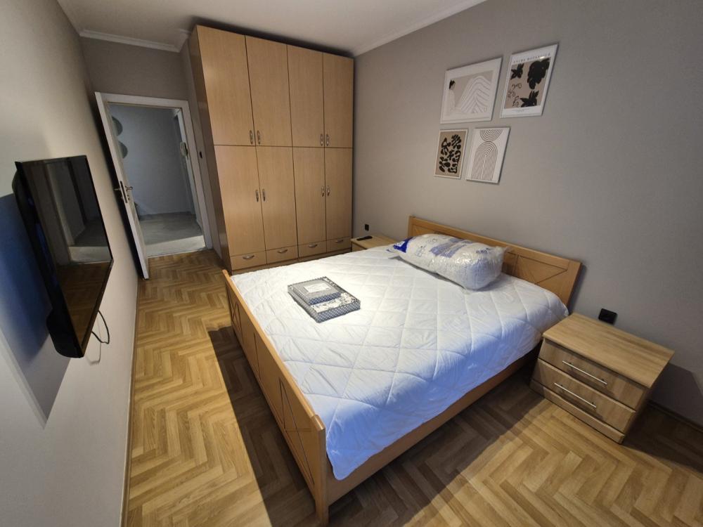 Slika 8 - Kneza Danila, Dvosoban stan za izdavanje, 65m2, 800€