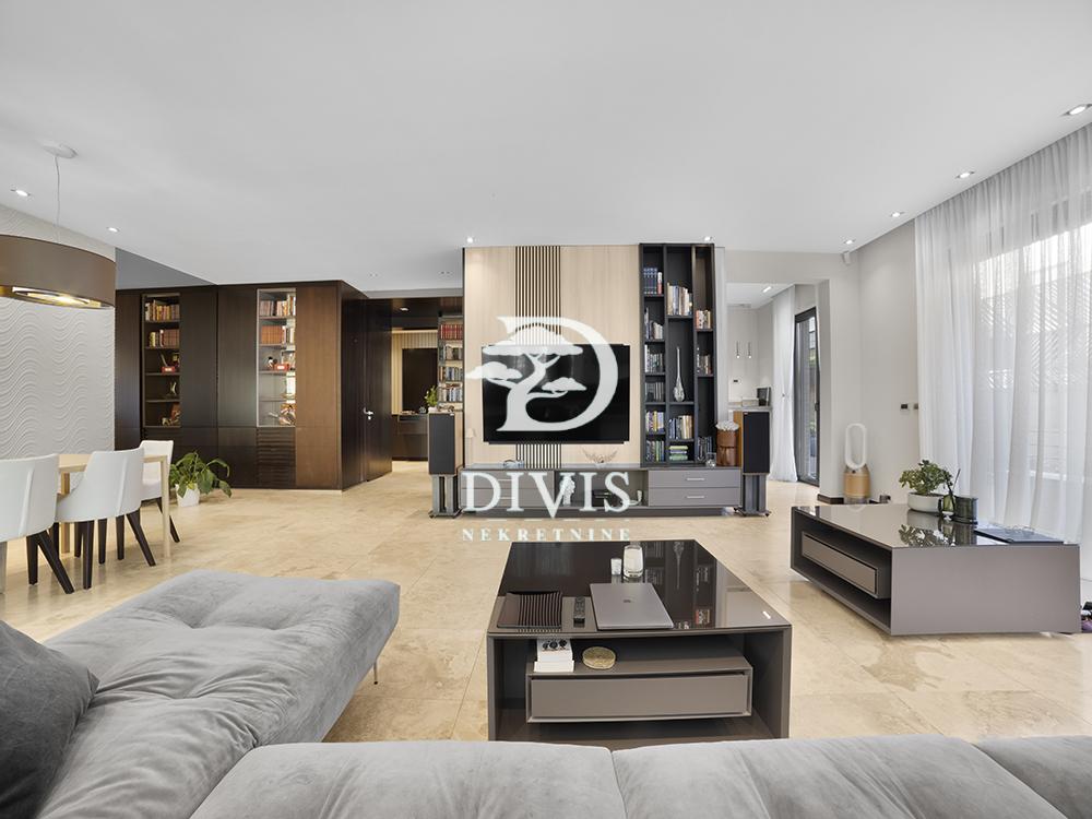 Glavna slika -Serdar Jola, Četvorosoban stan na prodaju, 360m2, 1.700.000€