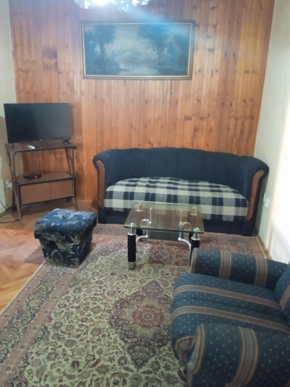 Glavna slika -Aleksandra Fleminga,  Kuća za izdavanje, 40m2, 300€