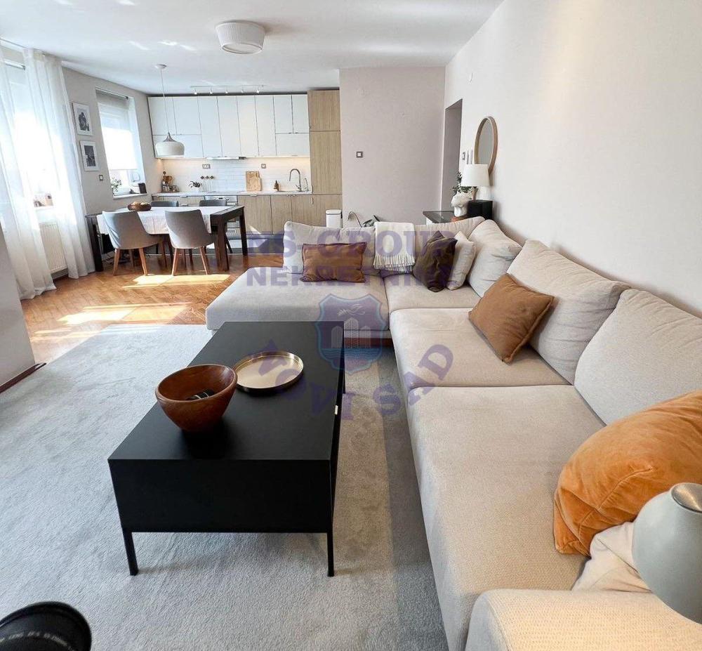 Slika 1 - Četvorosoban stan na prodaju, 102m2, 337.840€