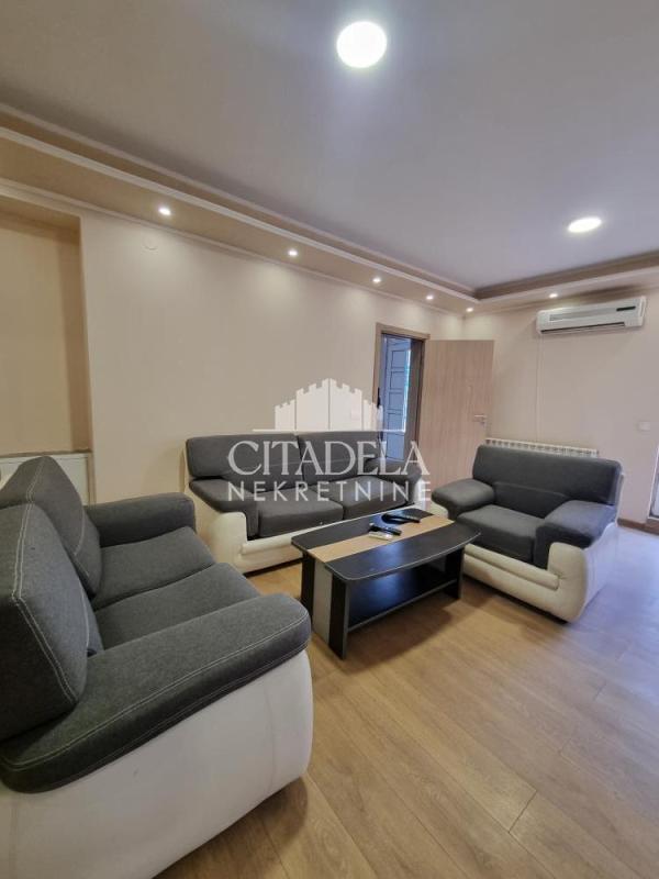 Slika 2 - Svete Milutinovića, Trosoban stan na prodaju, 73m2, 167.500€