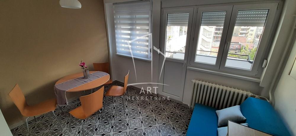 Slika 8 - Kralja Petra, Jednoiposoban stan za izdavanje, 32m2, 650€