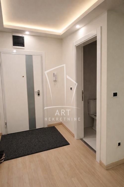 Slika 1 - Mažuranićeva, Trosoban stan za izdavanje, 81m2, 900€