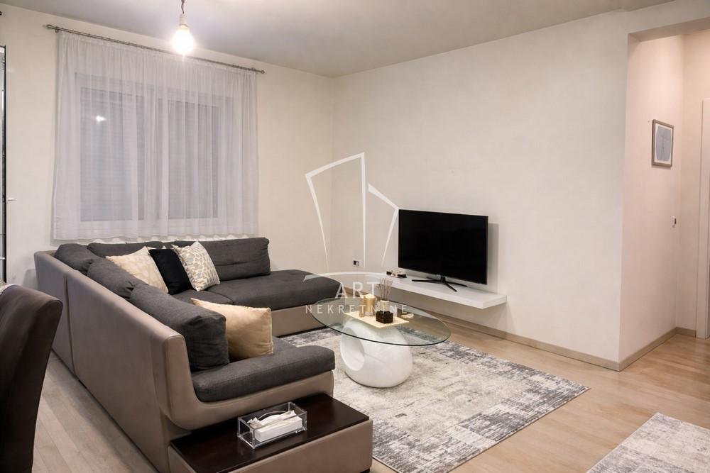 Glavna slika -Mažuranićeva, Trosoban stan za izdavanje, 81m2, 900€