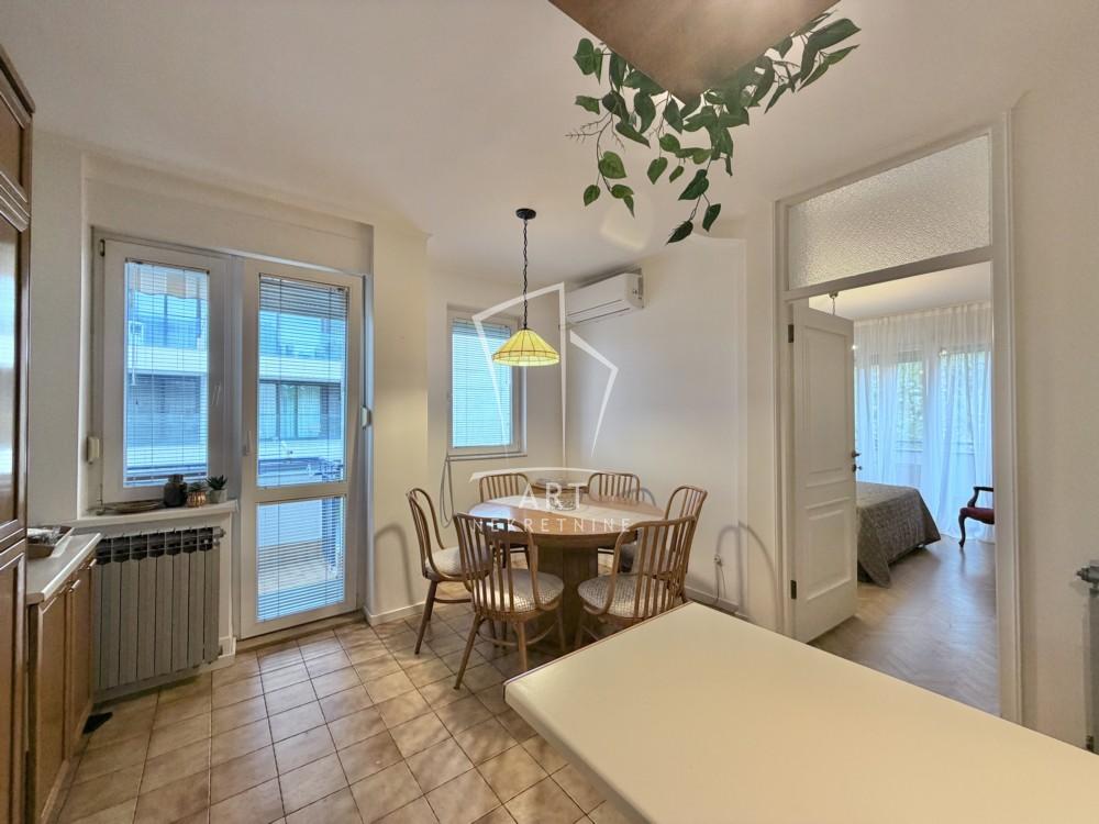 Slika 11 - Neznanog Junaka, Troiposoban stan za izdavanje, 76m2, 850€