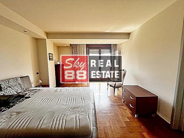 Slika 5 -  Kuća za izdavanje, 330m2, 2.900€