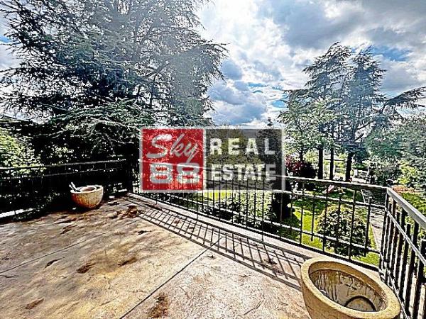 Slika 2 -  Kuća na prodaju, 330m2, 950.000€