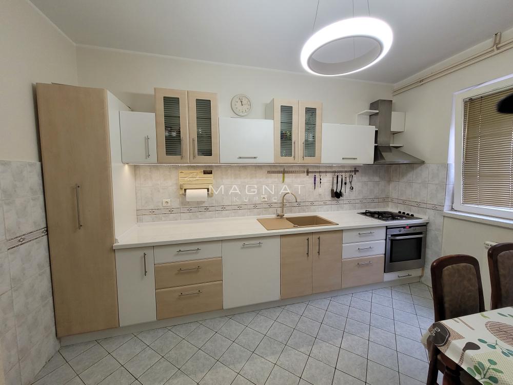 Slika 4 - Oskara Daviča, Dvosoban stan za izdavanje, 75m2, 700€