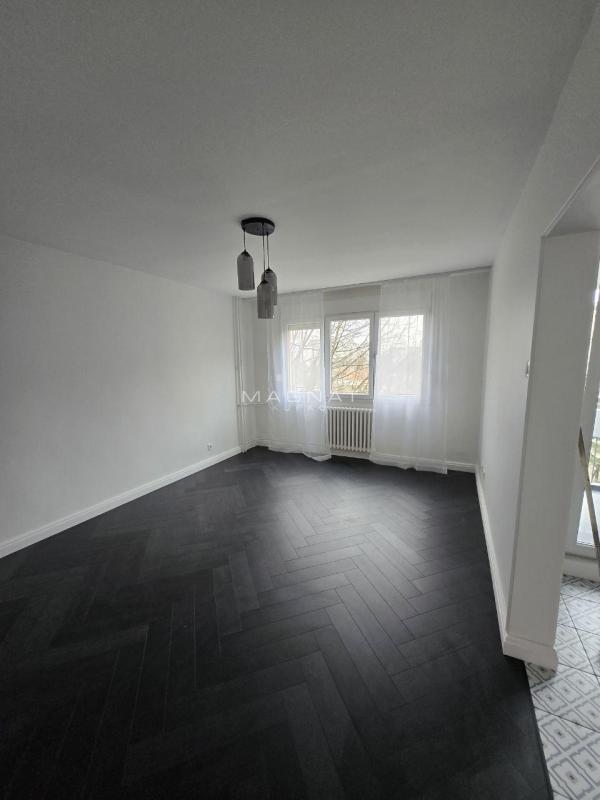 Slika 2 - Bačka, Dvosoban stan na prodaju, 68m2, 195.000€