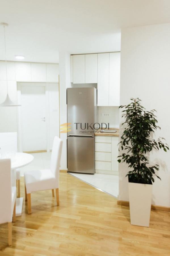 Slika 10 - Jednoiposoban stan za izdavanje, 42m2, 430€