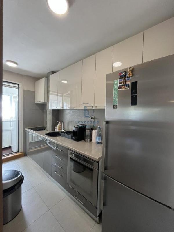 Slika 3 - Poručnika Spasića i Mašera, Četvorosoban stan na prodaju, 80m2, 255.000€