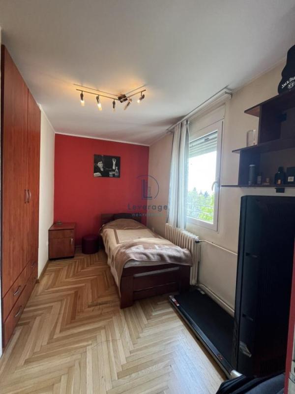 Slika 5 - Poručnika Spasića i Mašera, Četvorosoban stan na prodaju, 80m2, 255.000€