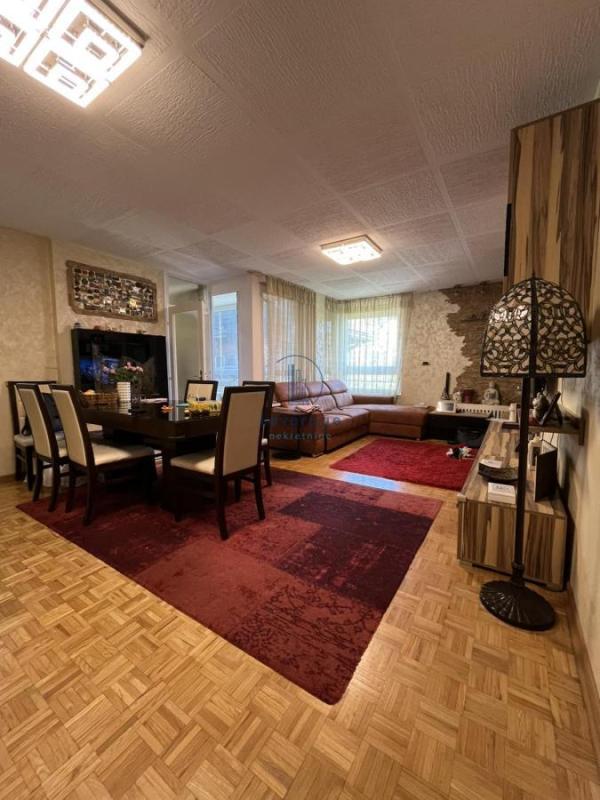 Slika 1 - Jovana Stojsavljevića, Dvoiposoban stan na prodaju, 73m2, 260.000€