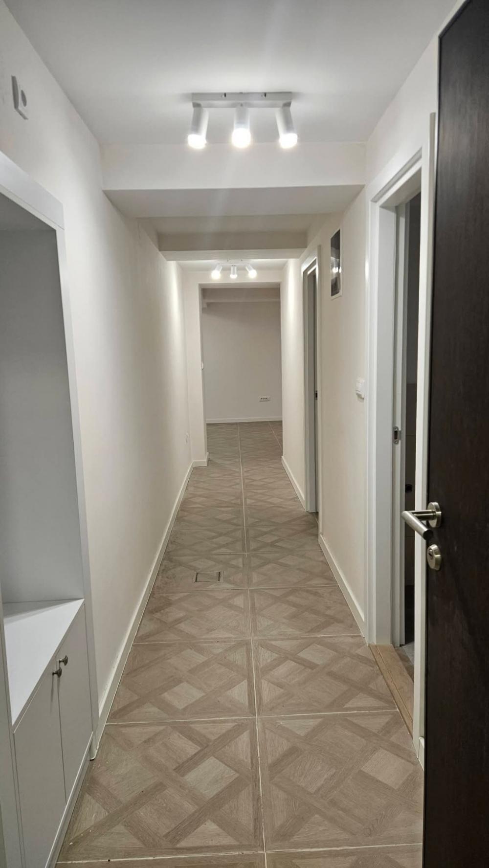 Slika 2 - Solunska,  Lokal za izdavanje, 49m2, 500€