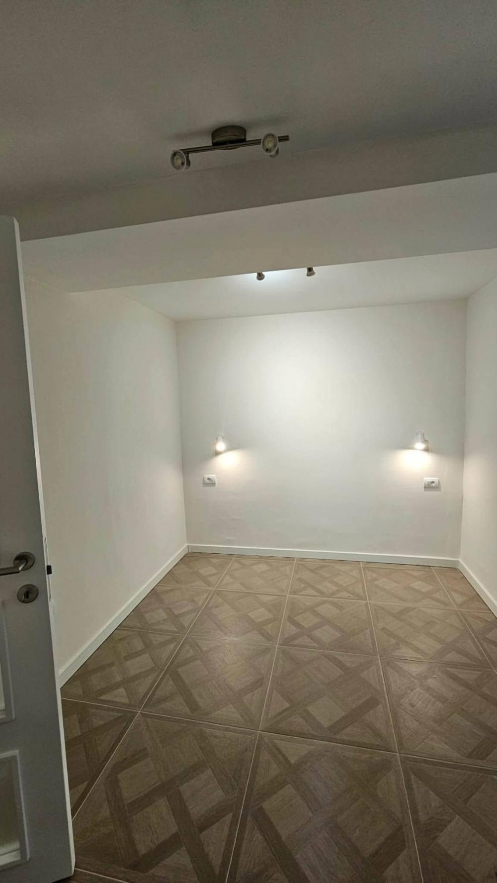 Slika 1 - Solunska,  Lokal za izdavanje, 49m2, 500€