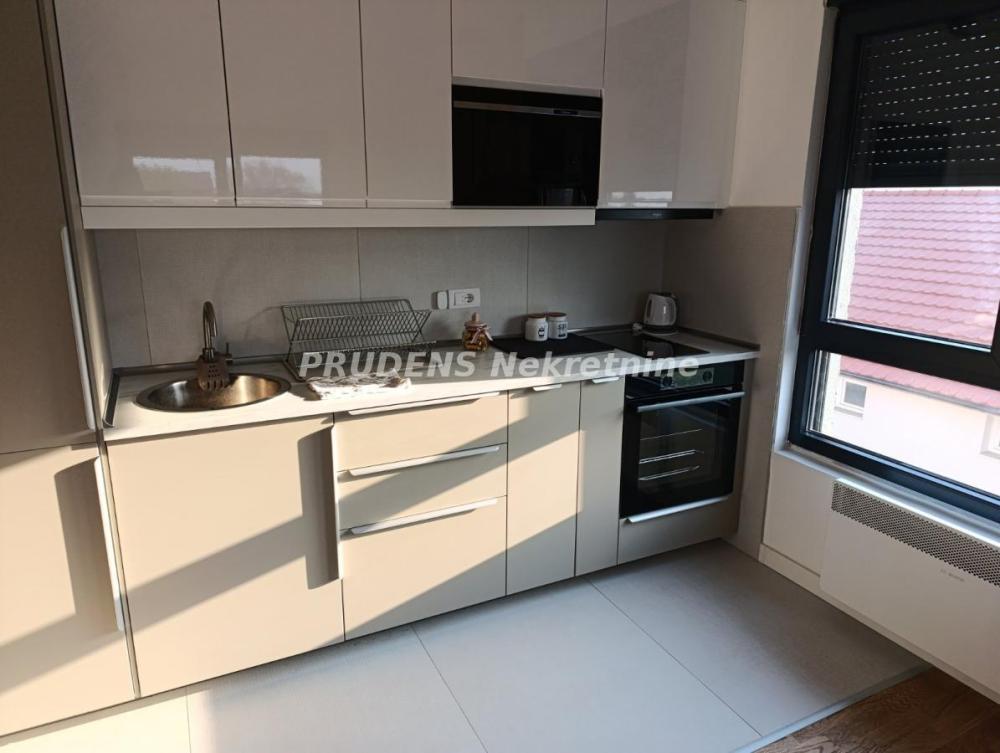 Slika 4 - Kosovska, Dvoiposoban stan za izdavanje, 57m2, 700€