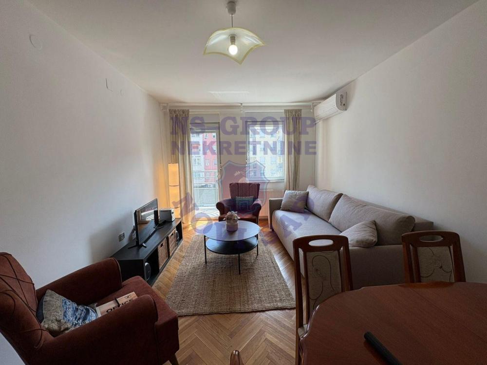 Glavna slika -Trosoban stan na prodaju, 75m2, 216.300€