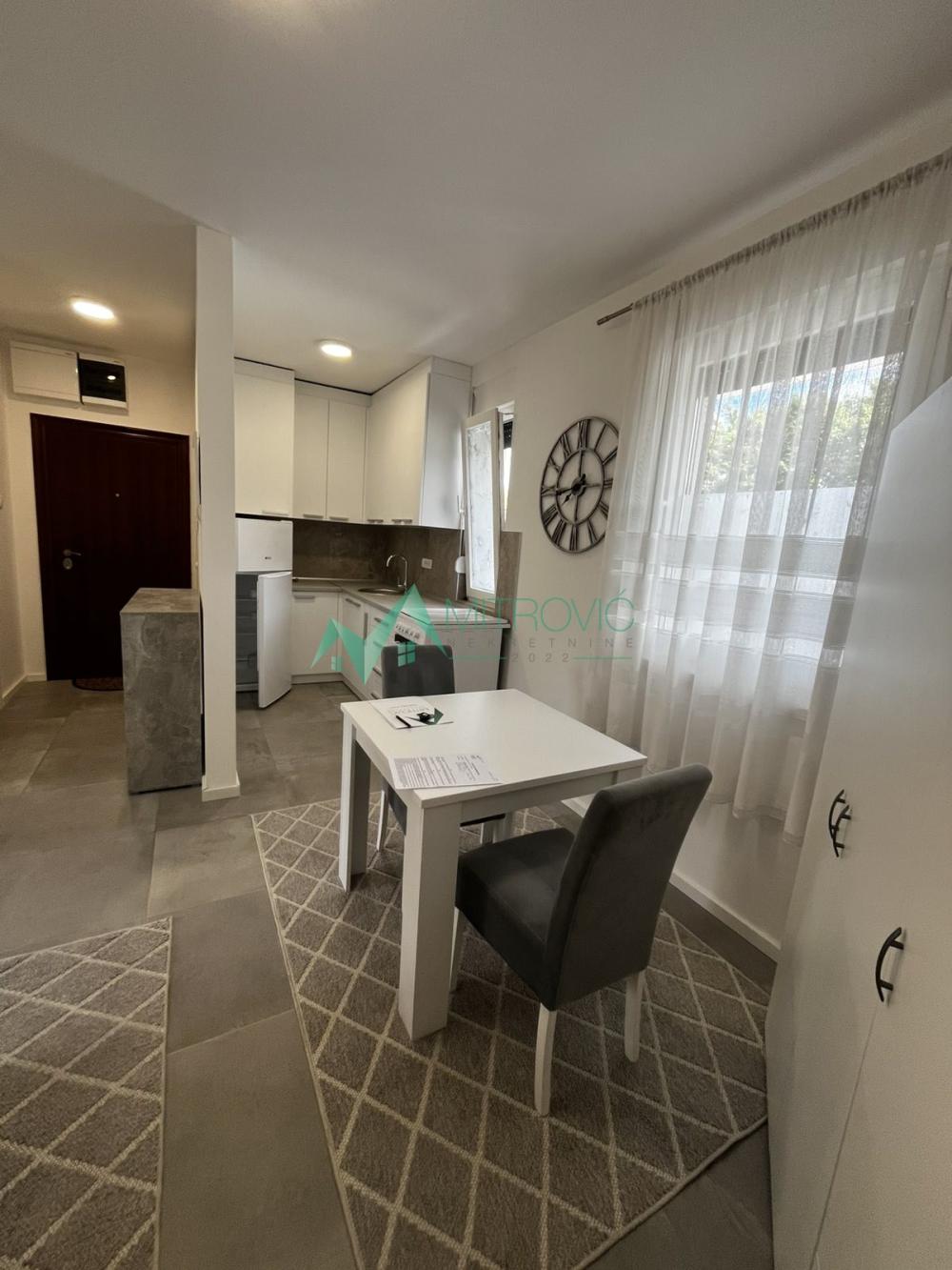 Slika 8 -  Stan za izdavanje, 34m2, 300€