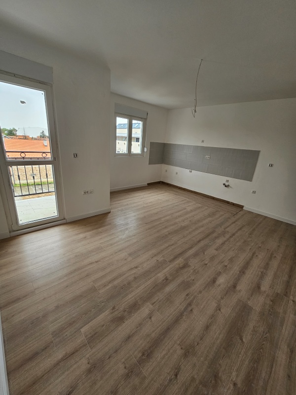 Slika 1 - JOVANA BRANKOVICA, Trosoban stan na prodaju, 61m2, 100.980€