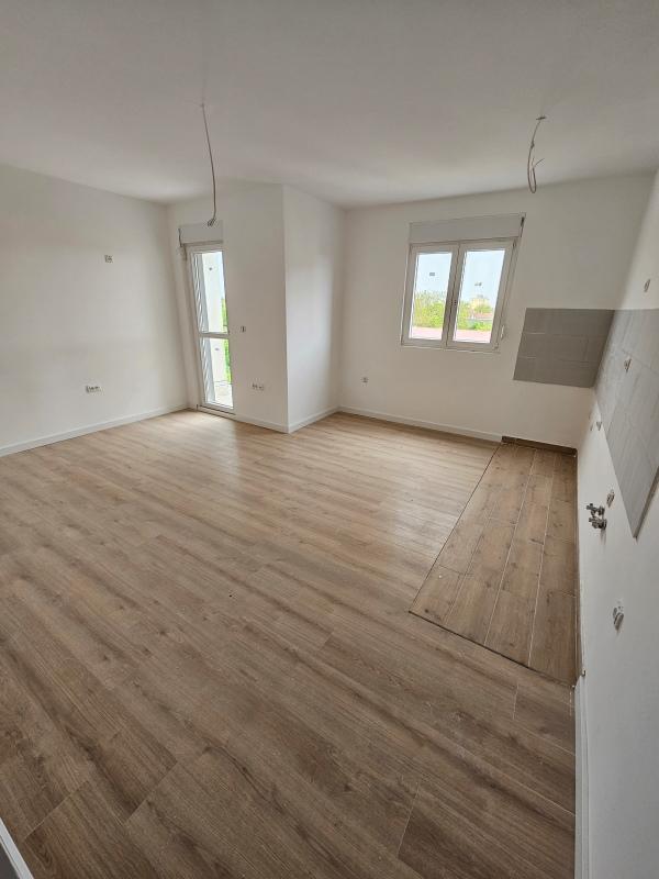 Glavna slika -JOVANA BRANKOVICA, Trosoban stan na prodaju, 61m2, 100.980€