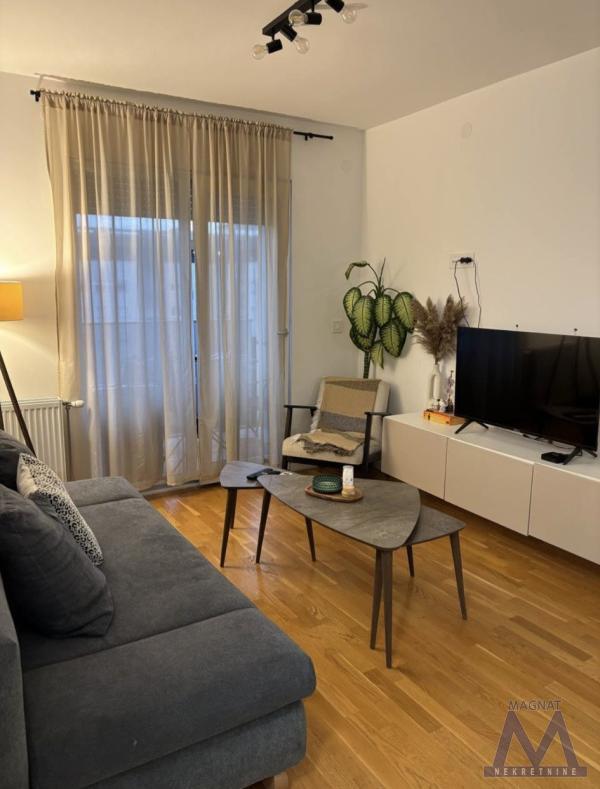 Glavna slika -Dvosoban stan za izdavanje, 450€