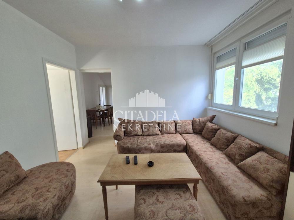 Slika 1 - Oplenačka, Dvoiposoban stan za izdavanje, 49m2, 320€