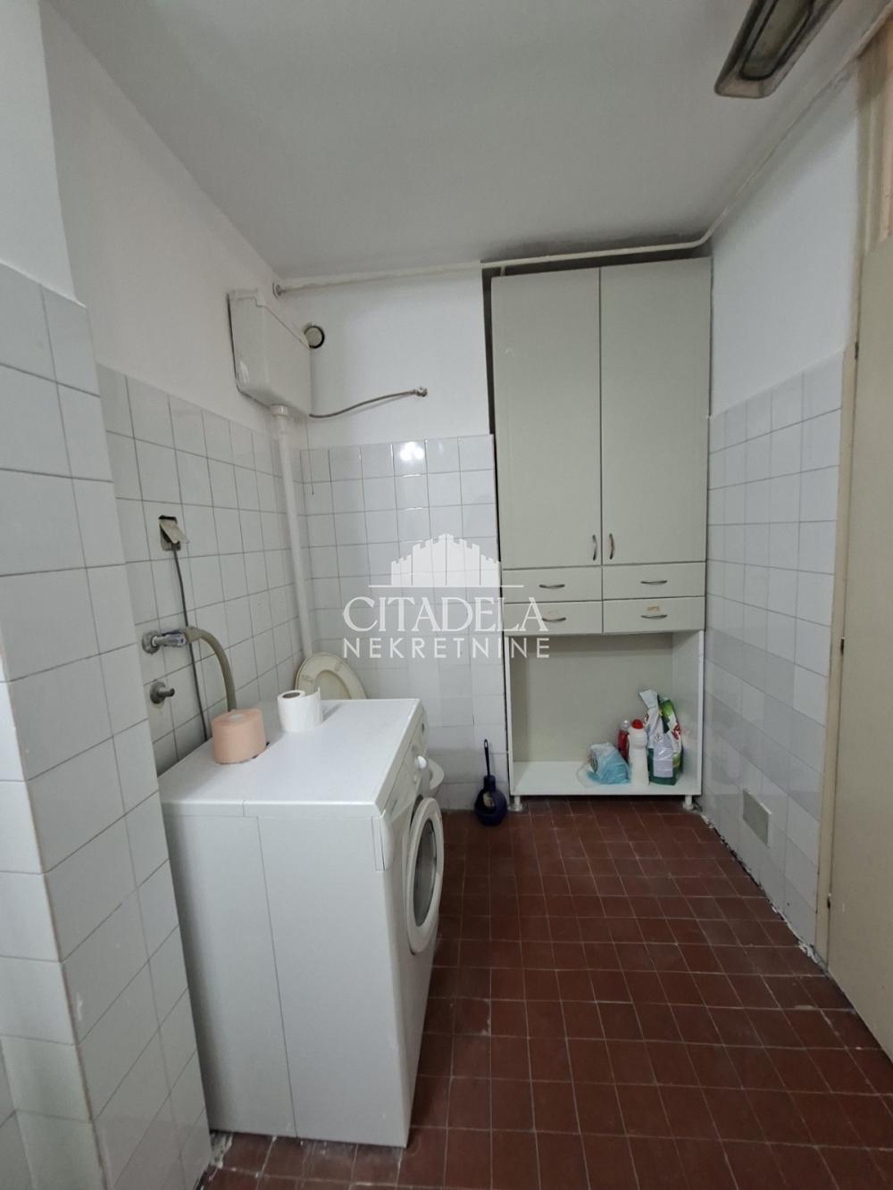 Slika 11 - Paunova, Četvorosoban stan na prodaju, 118m2, 290.000€