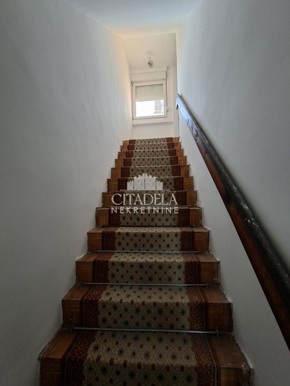 Slika 8 - Paunova, Četvorosoban stan na prodaju, 118m2, 290.000€