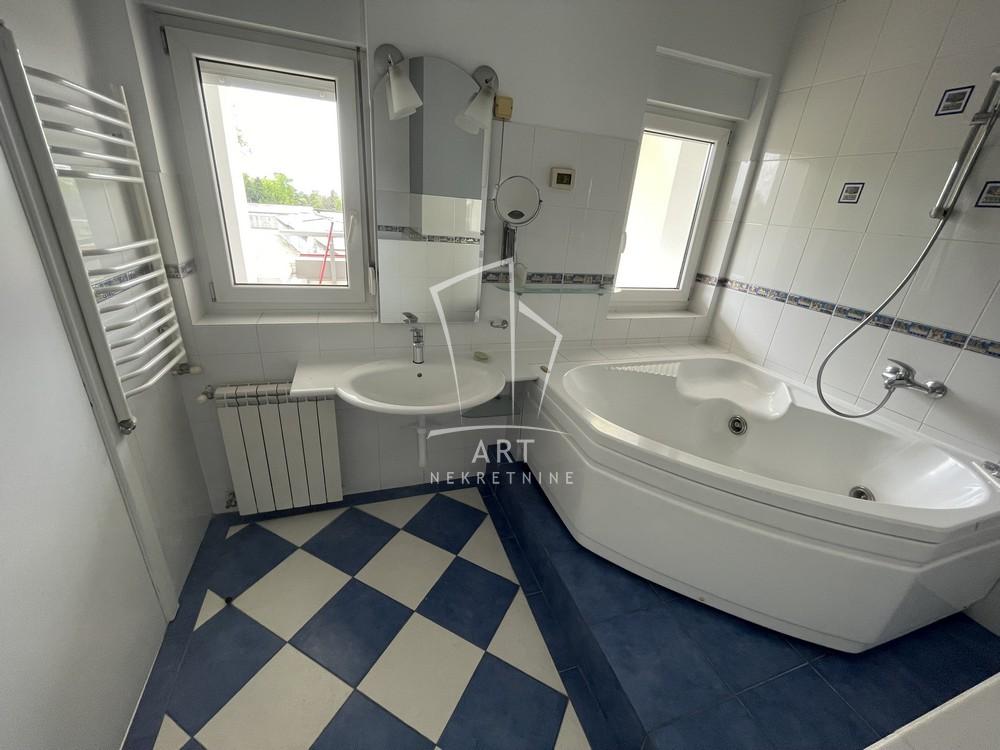 Slika 8 - Bulevar kneza Aleksandra Karađorđevića, Četvoroiposoban stan za izdavanje, 157m2, 1.850€