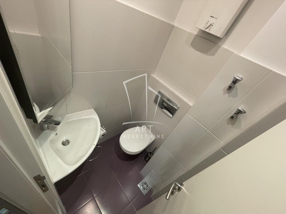 Slika 10 - Bulevar kneza Aleksandra Karađorđevića, Četvoroiposoban stan za izdavanje, 157m2, 1.850€