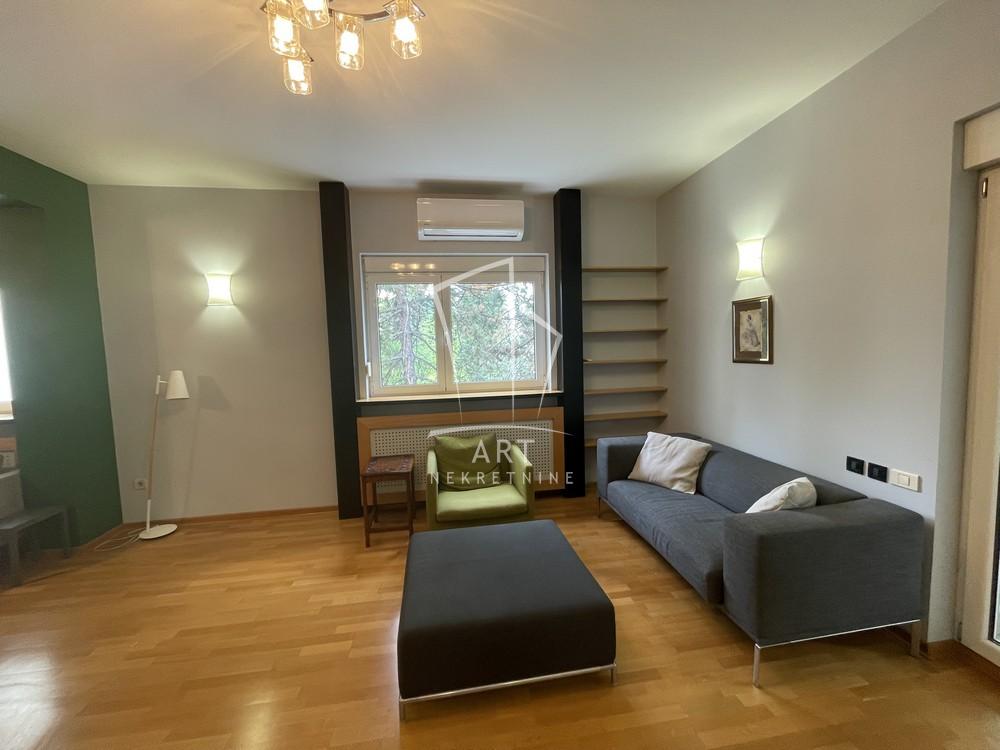 Slika 1 - Bulevar kneza Aleksandra Karađorđevića, Četvoroiposoban stan za izdavanje, 157m2, 1.850€