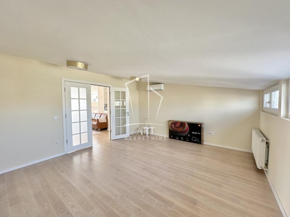 Slika 10 - Bulevar Mihajla Pupina, Trosoban stan za izdavanje, 70m2, 900€