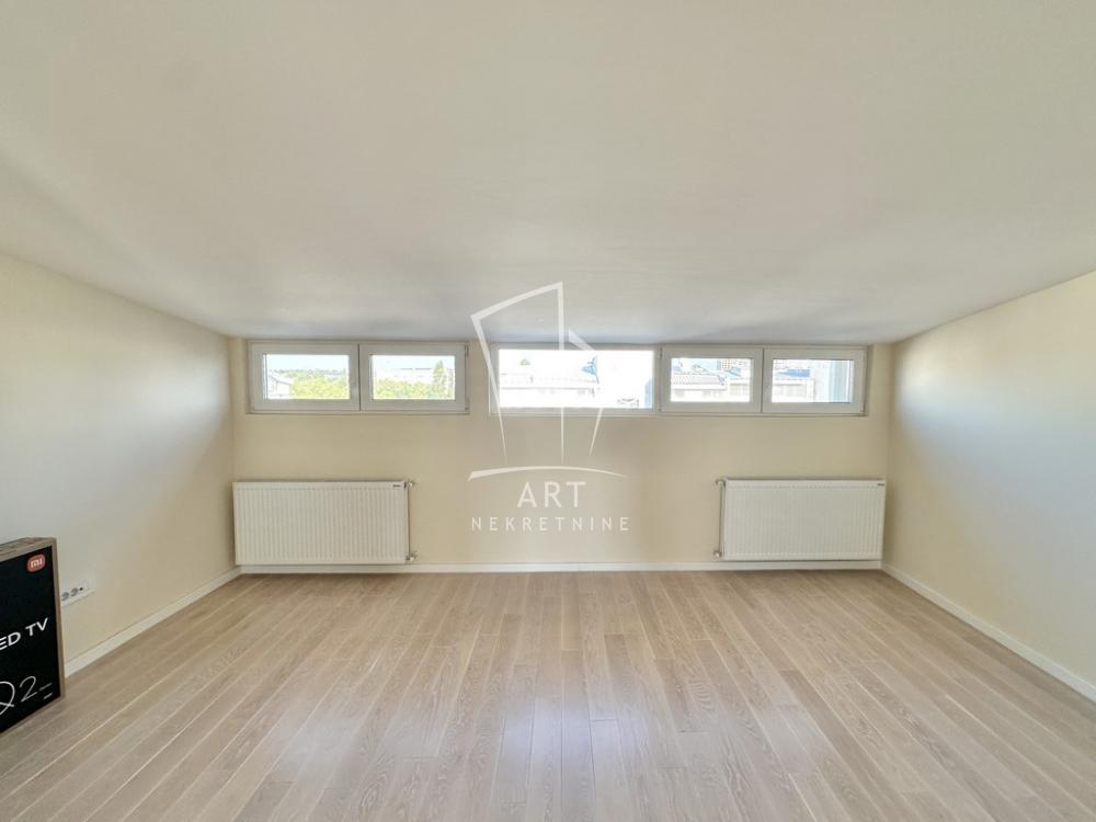 Slika 9 - Bulevar Mihajla Pupina, Trosoban stan za izdavanje, 70m2, 900€