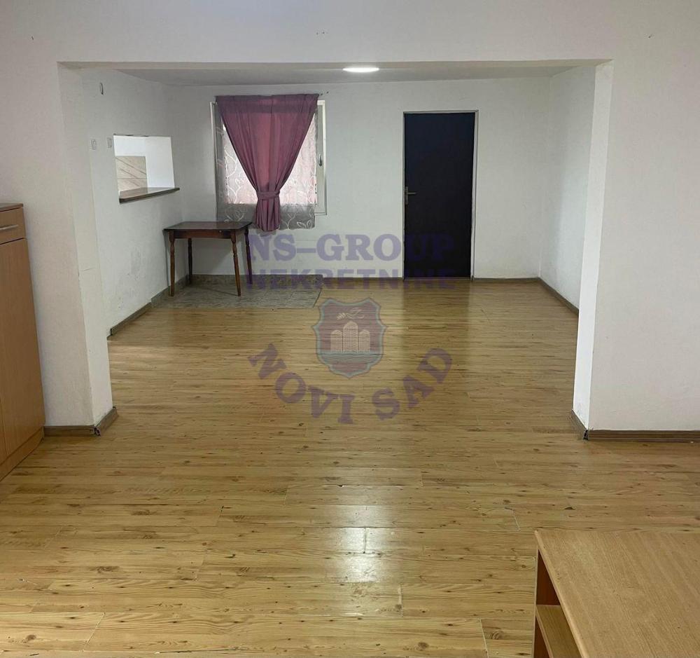 Glavna slika - Kuća na prodaju, 67m2, 82.400€