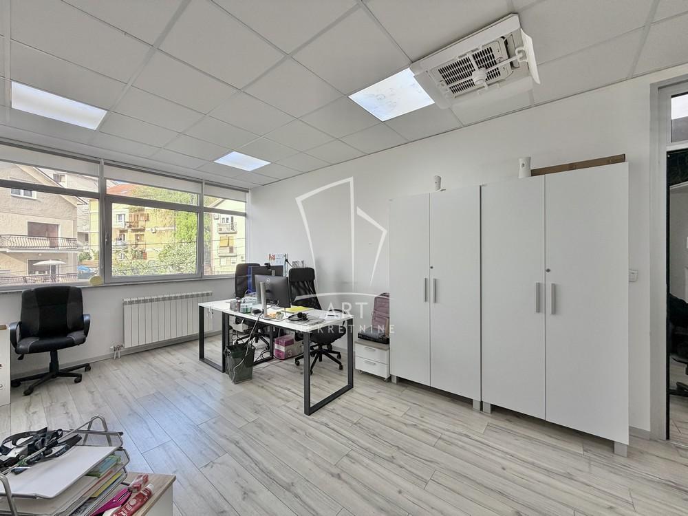 Slika 2 - Beogradskog bataljona,  Lokal za izdavanje, 110m2, 2.530€