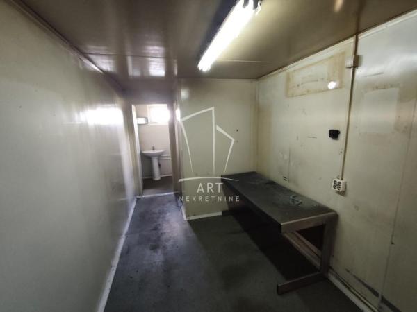Slika 3 - Zrenjaninski put,  Lokal za izdavanje, 671m2, 4.500€